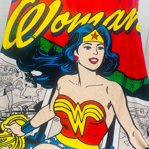 HALLOWEEN READY WONDER WOMAN” DRESS /SHEATH POLYESTER SPANDEX BLEND One Size - Picture 9 of 10